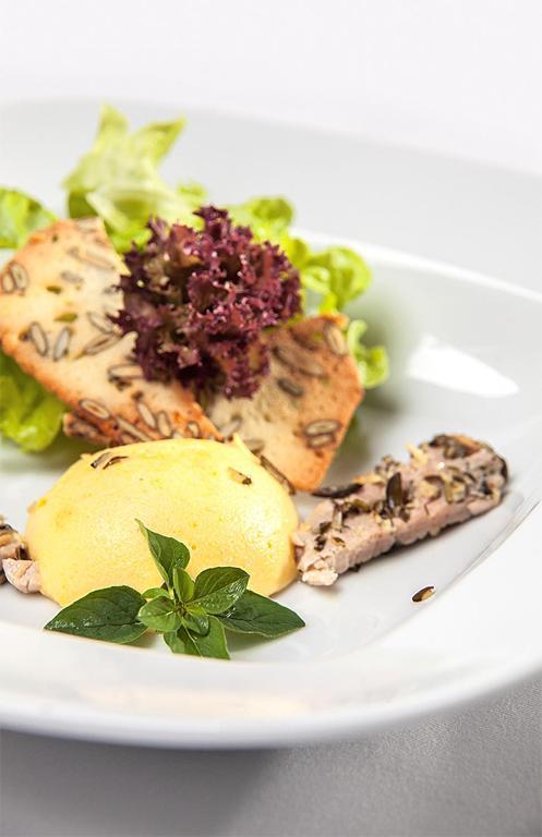 Hotel Sammer Neufelden Екстер'єр фото